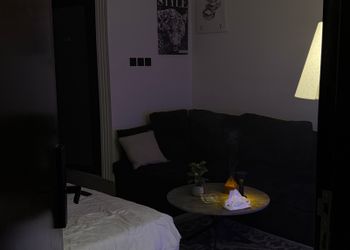 استديو بسرير ماستر 
