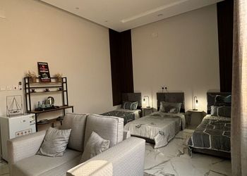 شقة بغرفتين نوم وغرفة جلوس 