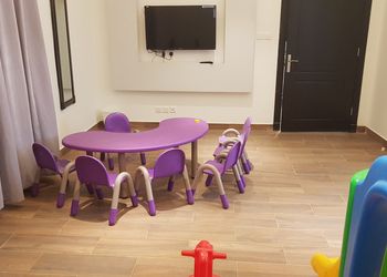 منتجع فندقي بألعاب أطفال ,ركن شواءفي العماريه