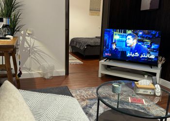 شقة بتصميم أنيق ودخول ذاتي