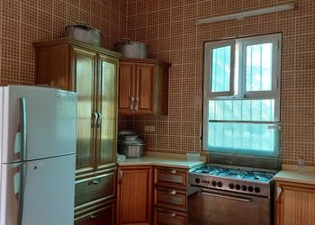مزرعة ريفيه بجلسات وألعاب أطفال