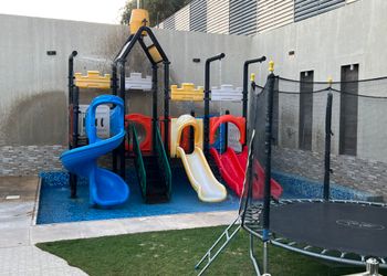 شاليه بغرفتين نوم و جلسة خارجية