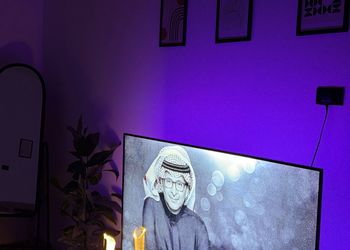 استديو بأثاث مريح وبسيط 