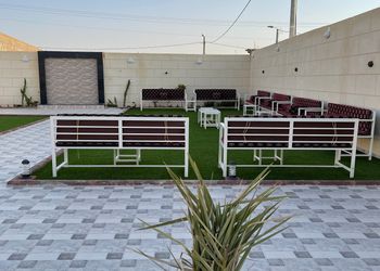 شاليه بمسطح اخضر  ومسبح خارجي