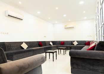 مزرعة بمناظر خلابة وجلسة خارجية 