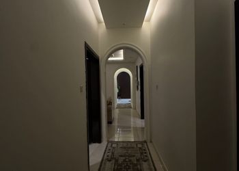 شقة بصالة وغرفتين نوم
