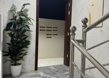 استديو بسرير ماستر