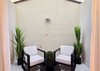 استديو بسرير ماستر 