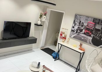 استديو بسرير ماستر