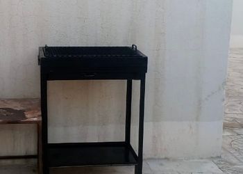شاليه بمسبح خارجي وجلسة خارجية