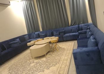 شاليه بصالة جلوس ومسبح خارجي