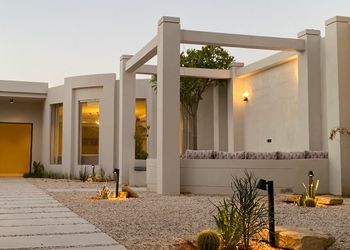 استراحة بجلسة خارجية ومجالس