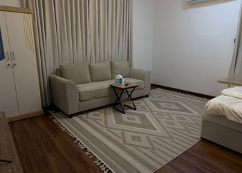 استديو بتصميم هادئ ودخول ذاتي