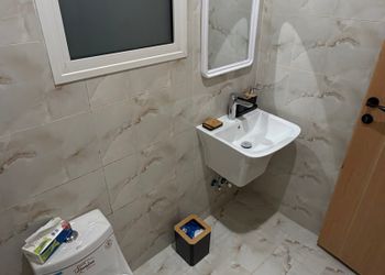 شقة بغرفة نوم وصالة سنمائية