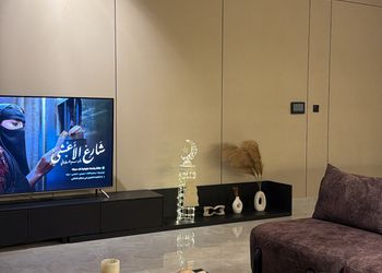 شقة بغرفتين نوم وصالة 