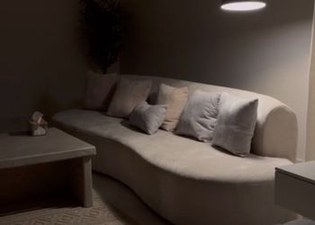 استديو هادئ بسرير ماستر 