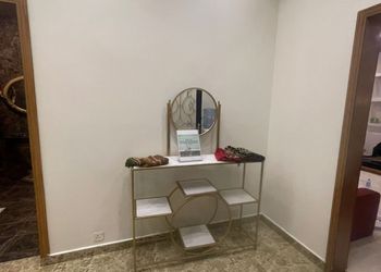 شقة بصالة وغرفة نوم ومجلس
