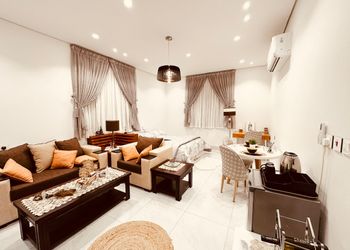 استديو هادئ بسرير ماستر 