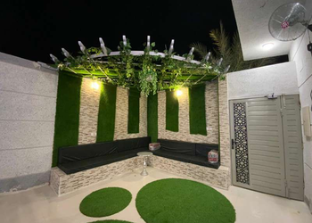 شاليه بجلسات خارجية وألعاب اطفال