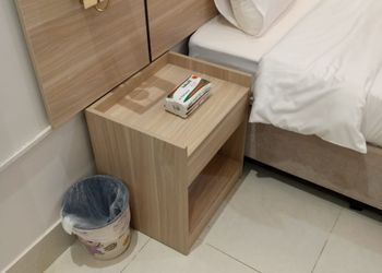 استديو بسرير ماستر وجلسة جانبية 