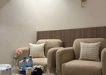 استديو هادئ بسرير ماستر