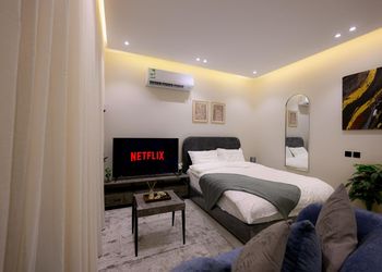 استديو بدخول ذاتي