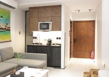استديو بدخول ذاتي وسرير مريح 