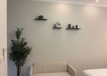 استديو هادئ بدخول ذاتي 