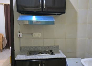 شقة بغرفة معيشة وغرفتين نوم 