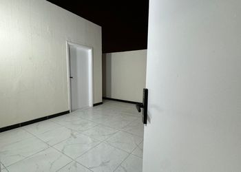 استديو هادئ بسرير ماستر 