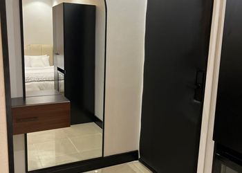 استديو هادئ بسرير ماستر