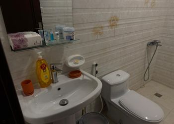 شقة بغرفتين نوم وصالة جلوس