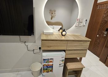 استديو بسرير ماستر 