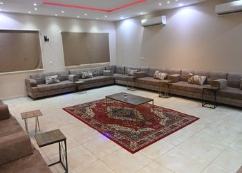 استراحة بجلسة خارجية ومسبح خارجي