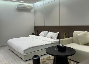 استديو هادئ بسرير ماستر 