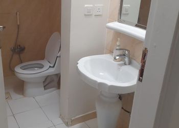 استديو بسرير ماستر 