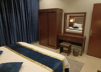 شقة بصالة و غرفة نوم 