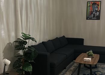 استديو بسرير ماستر 