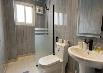 استديو بثلاث اسره فردية