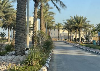 شالية بجلسة وبإطلالة على البحر