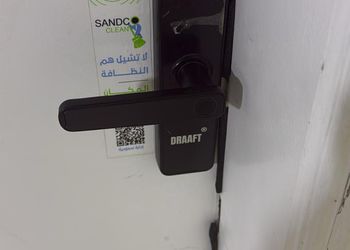 استديو بغرفة نوم ودخول ذاتي