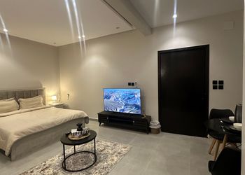 استديو بدخول ذاتي وسرير مريح 
