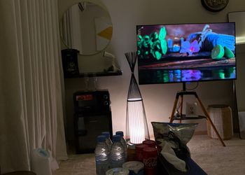 استديو بسرير ماستر وجلسة جانبية 