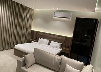 استديو بدخول ذاتي وسرير مريح 
