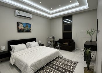 استديو مميز وهادي بدخول ذاتي