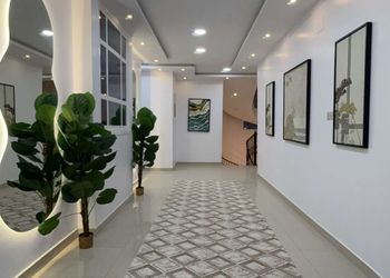 شاليه بمسبح والعاب أطفال