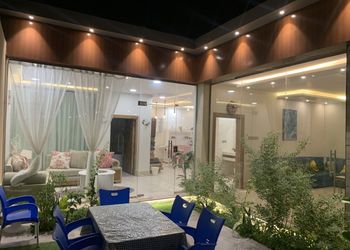 شالية بغرفة نوم وصالة مطلة