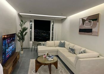 استديو هادئ بسرير ماستر 
