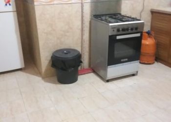 شقة بغرفتين نوم وصالة 
