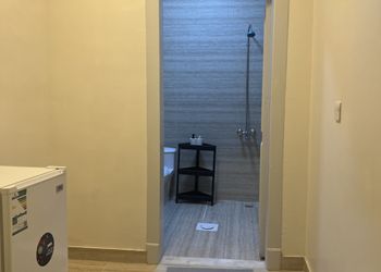 استديو بسرير ماستر وجلسة 